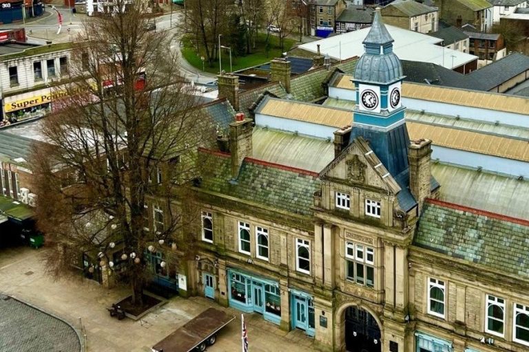 Darwen-Town-Centre-Tree-1-e1744040616818